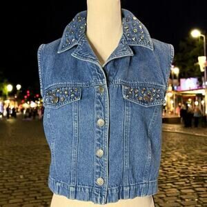 VTG Y2K Metal Studded Bedazzled Rhinestone Crop Blue Denim Jean Vest Size Small